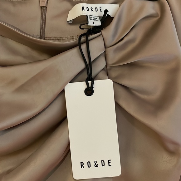 NWT Ro & De co-ord skirt in beige size large - Picture 4 of 6